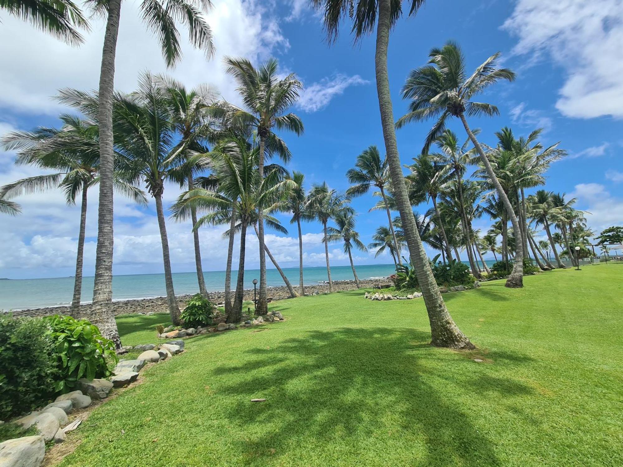 Dolphin Heads - Resort Unit - Absolute Beachfront! - Whitsunday Getaway! Mackay Zewnętrze zdjęcie