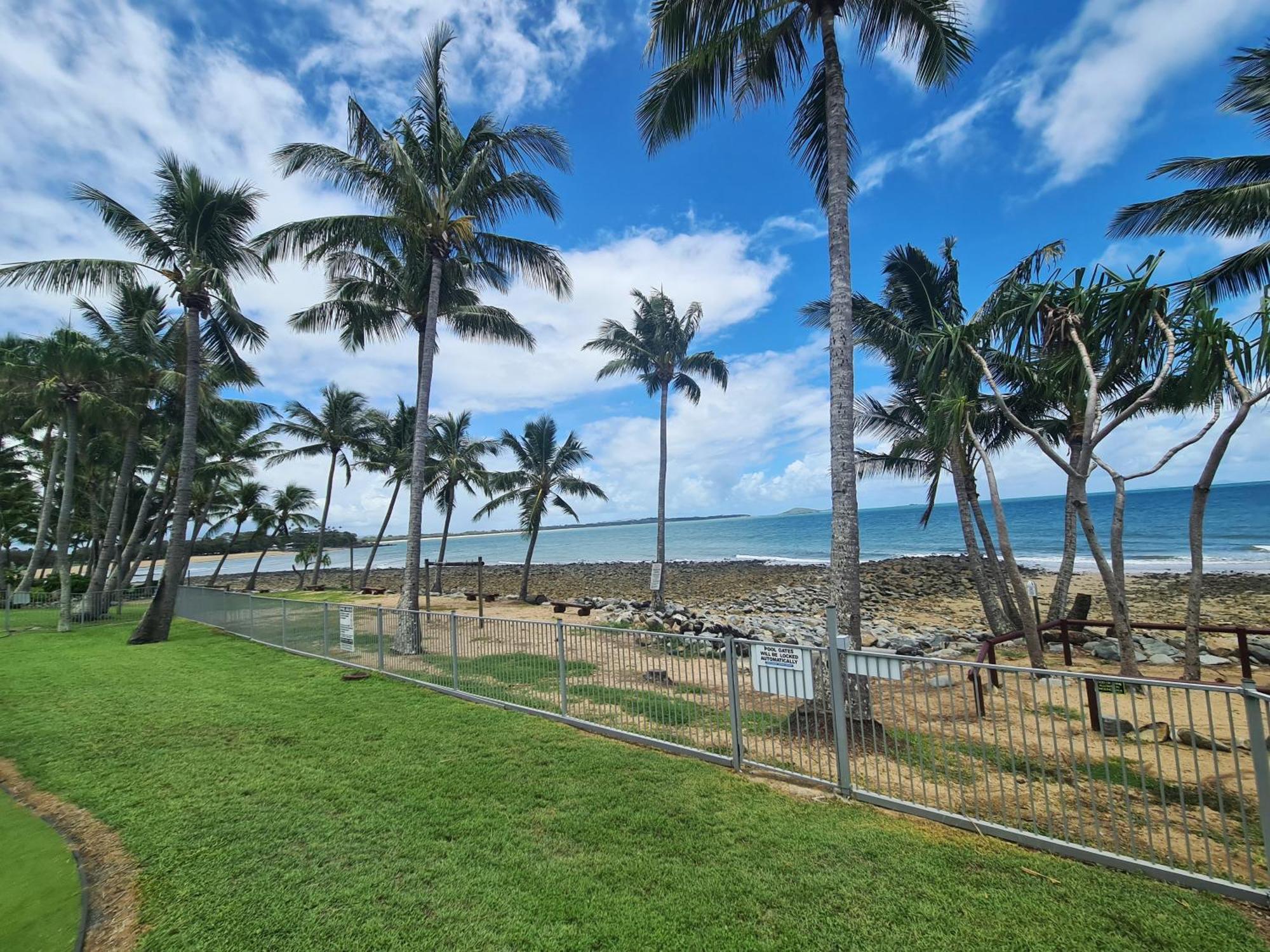 Dolphin Heads - Resort Unit - Absolute Beachfront! - Whitsunday Getaway! Mackay Zewnętrze zdjęcie